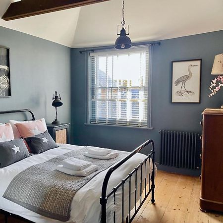 Fabulous Apartment Seconds From Beach By Whitstable-Holidays, Pudding Pan المظهر الخارجي الصورة